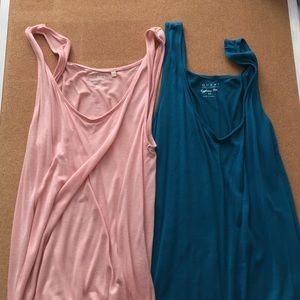 2/$15 Coral/Blue Guess High-Lo Boyfriend Tanktops